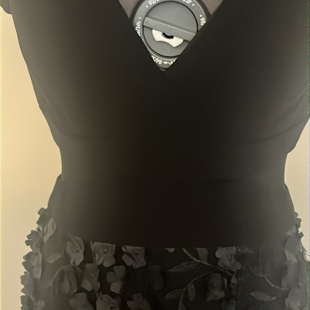 Xscape Black Long Sleeve V-Neck Evening Gown - Picture 8 of 12